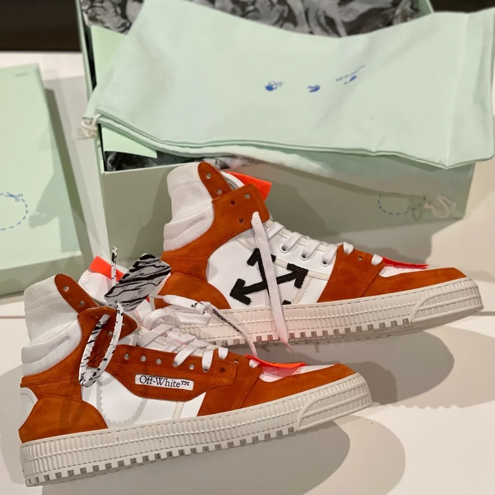 Brand new Off-White suede sneakers - Picture 3 of 6